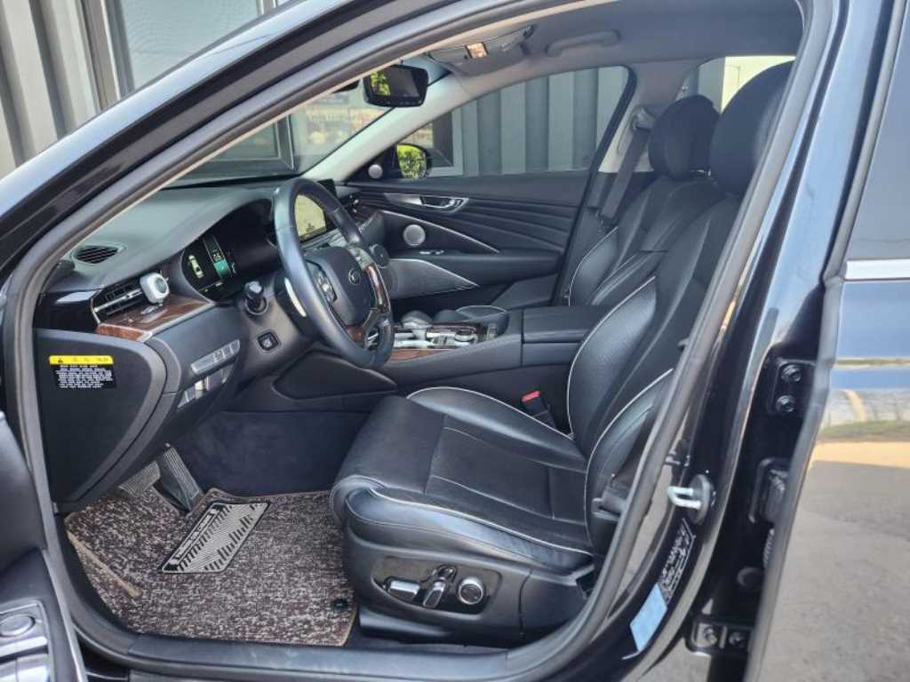 KIA K9 - Vista 6