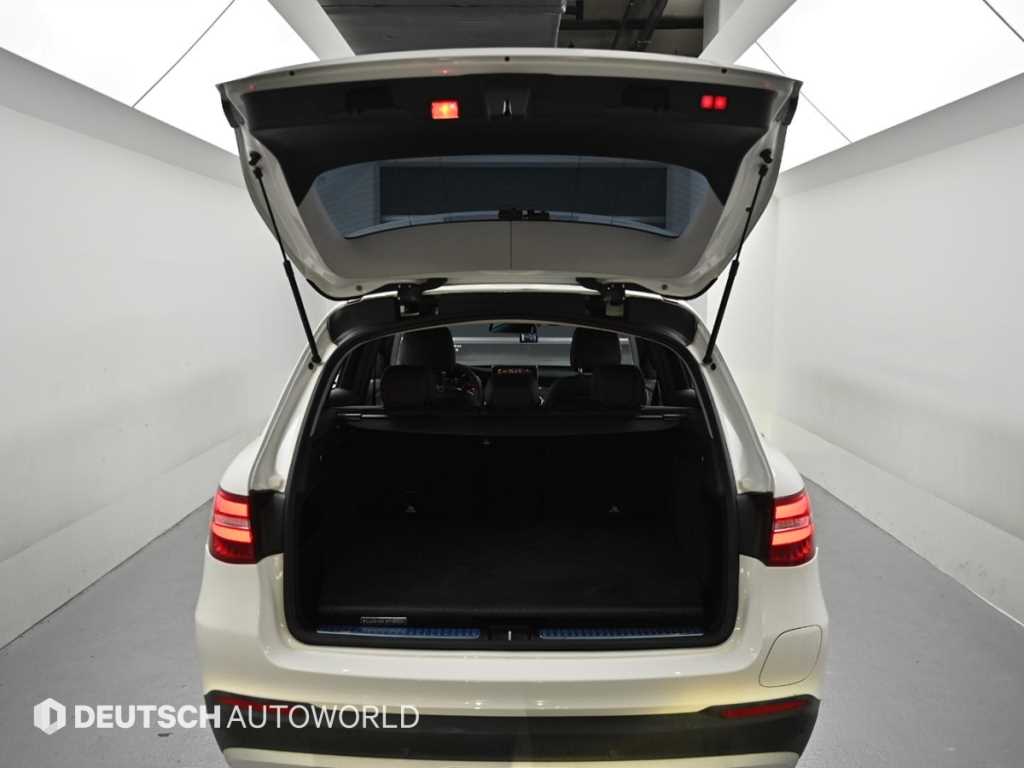 Mercedes Benz GLC Class 2019 Blanco - Importación desde Corea - HF Imports Iquique - Foto 19