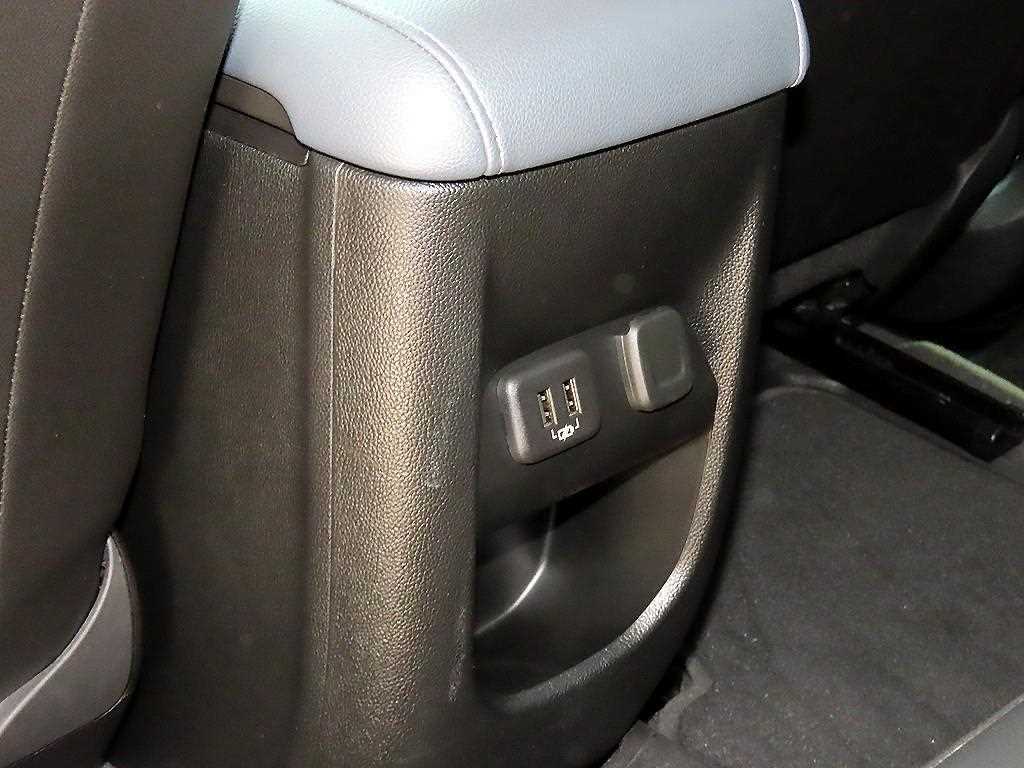 Chevrolet ?Colorado 2022 Rojo - Importación desde Corea - HF Imports Iquique - Foto 17
