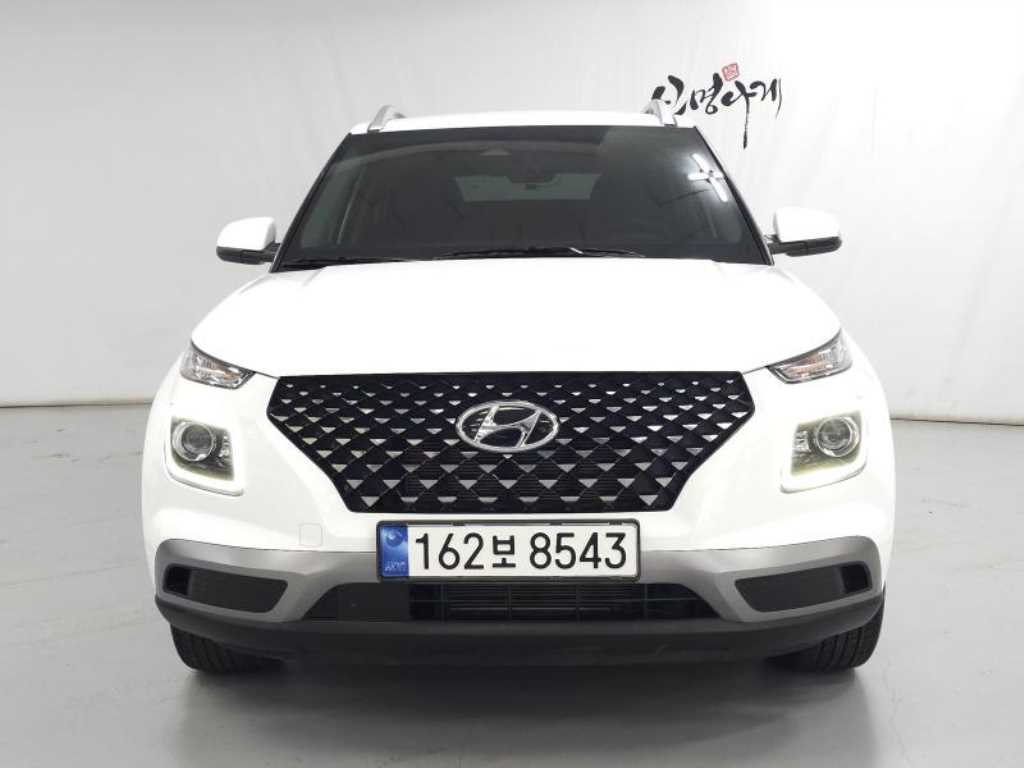 HYUNDAI Venue 2023 Blanco - Importación desde Corea - HF Imports Iquique - Foto 1