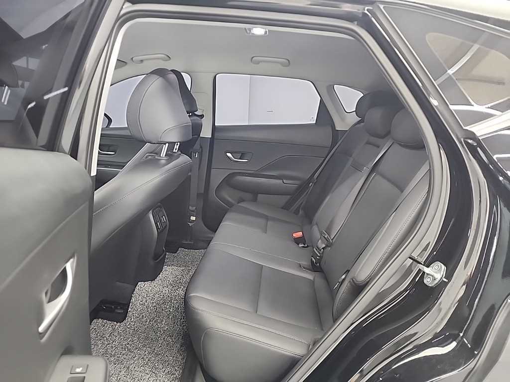 HYUNDAI Kona - Vista 12