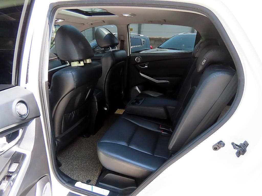 Ssangyong Korando - Vista 6