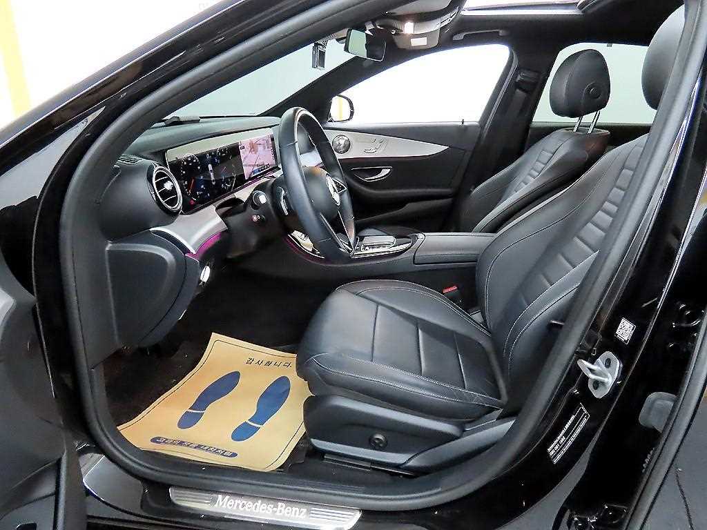 Mercedes Benz E class - Vista 5