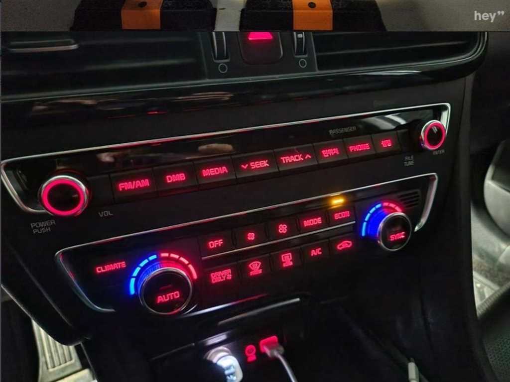 KIA K5 - Vista 5