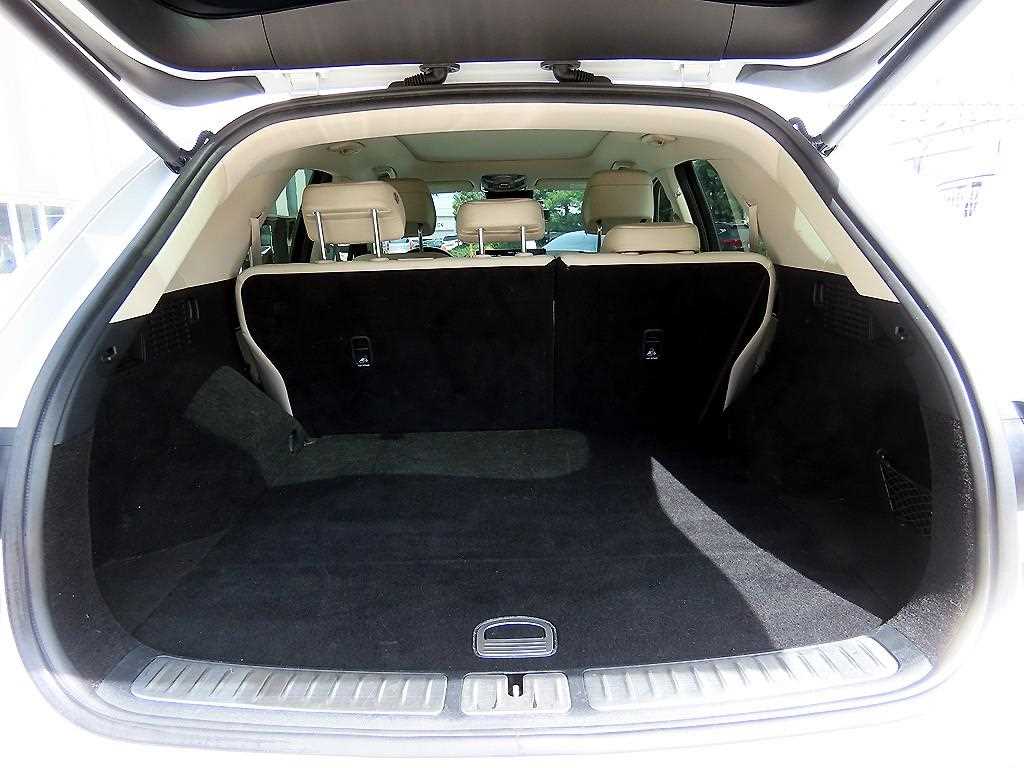 Genesis GV70 2022 Blanco - Importación desde Corea - HF Imports Iquique - Foto 17
