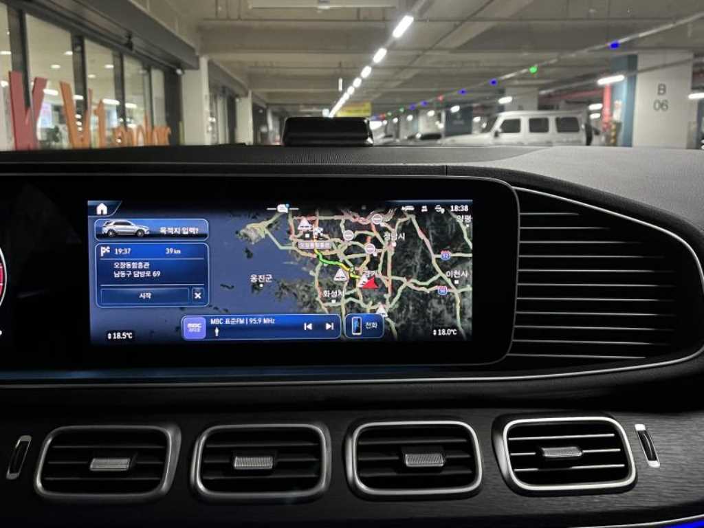 Mercedes Benz GLE Class - Vista 10