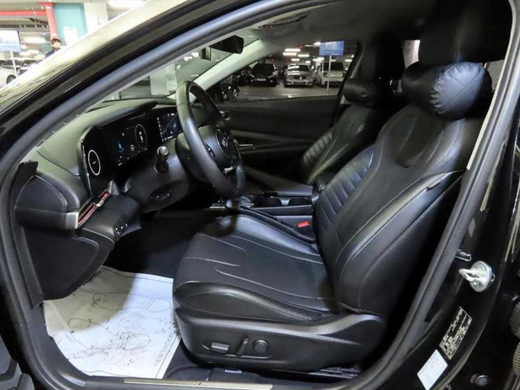 HYUNDAI Avante - Vista 6