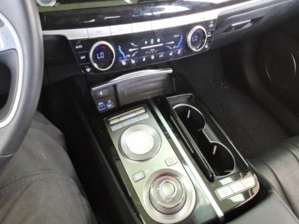 Genesis G80 - Vista 7