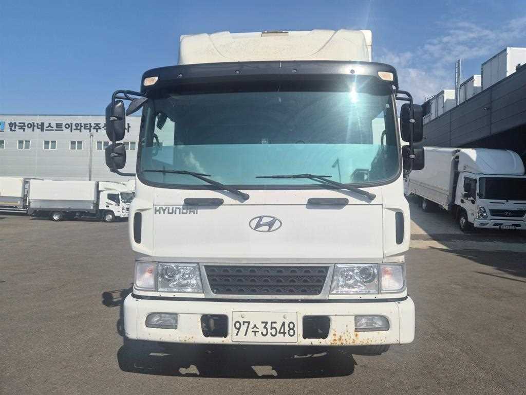 medium and large cargo truck - Vista 2