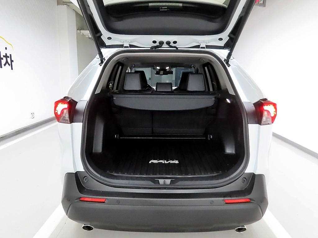 Toyota RAV4 - Vista 5