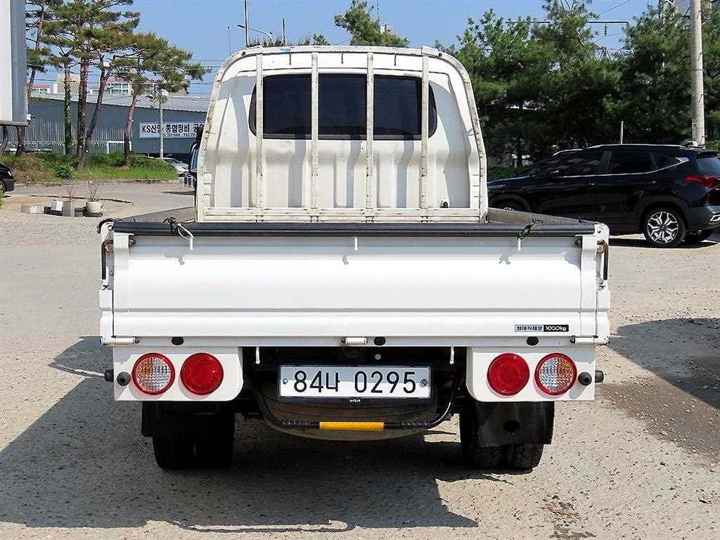 Small Truck Cargo (small) - Vista 4