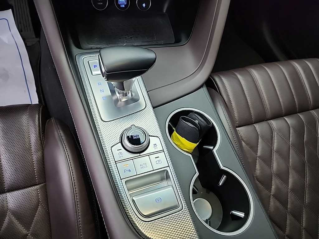 Genesis G70 - Vista 8