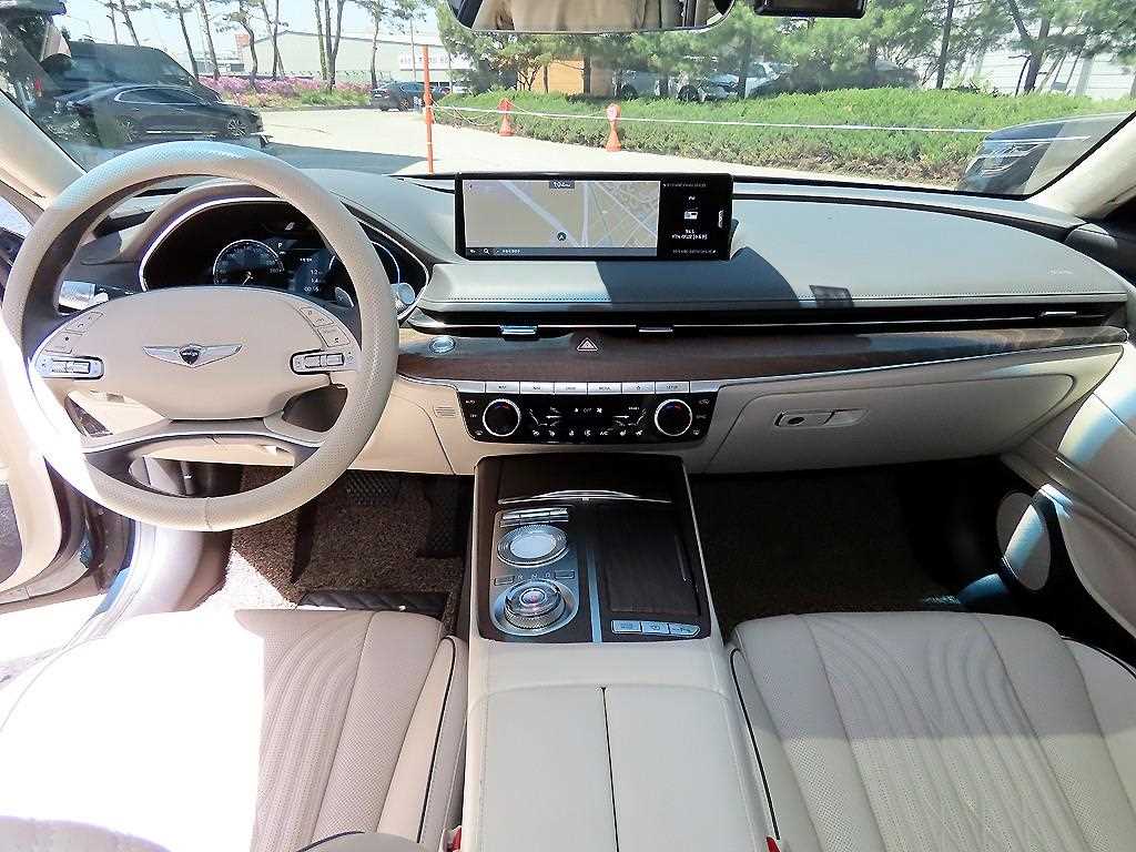 Genesis G80 - Vista 7
