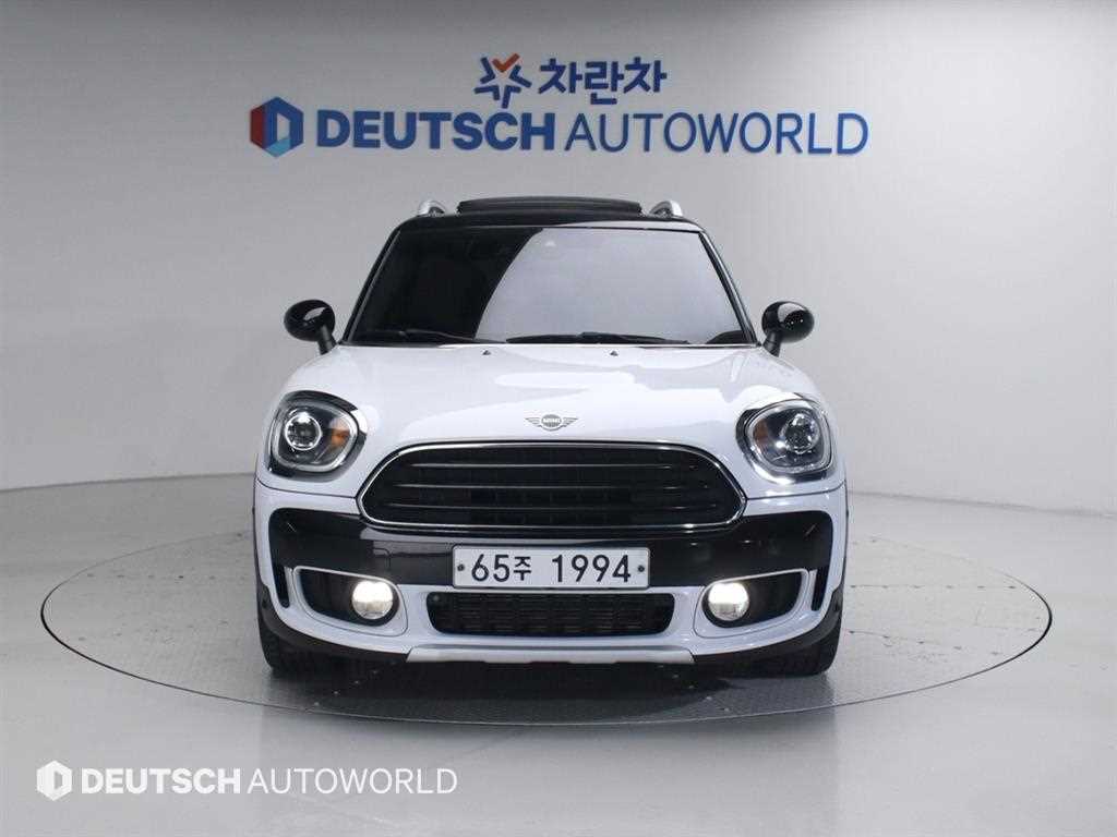 Mini Countryman - Vista 3