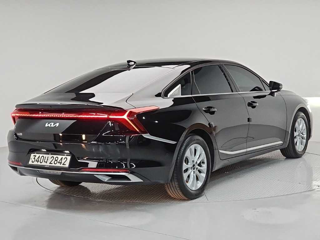 KIA K8 - Vista 4