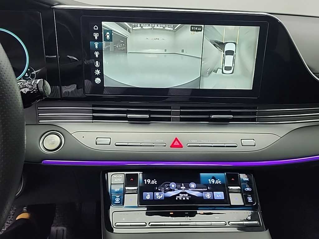 HYUNDAI Grandeur - Vista 10
