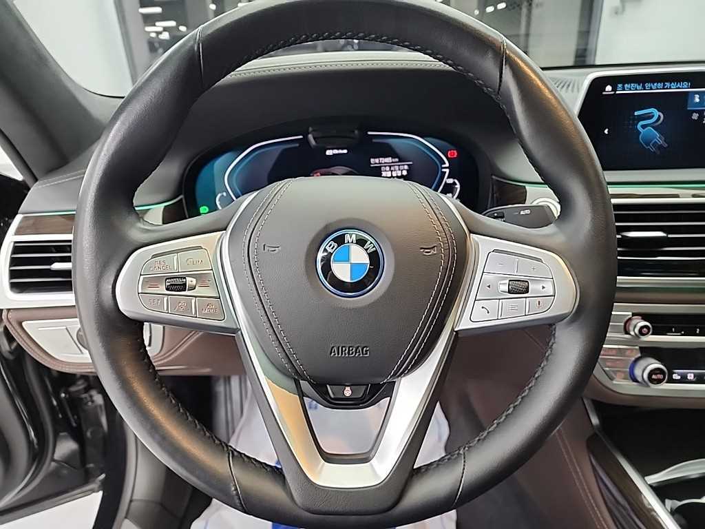 BMW 7 Series - Vista 9