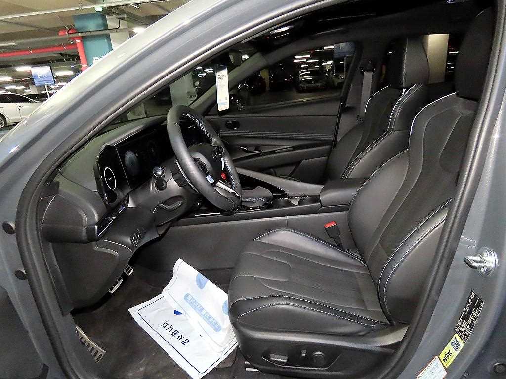 HYUNDAI Avante - Vista 6