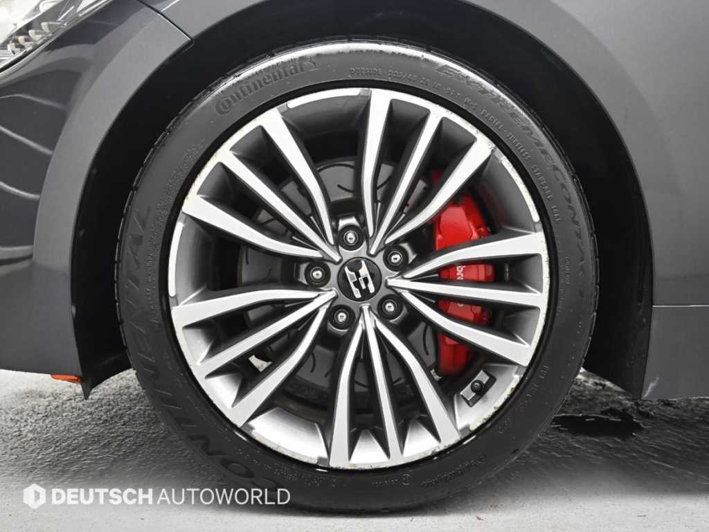 KIA Stinger - Vista 5