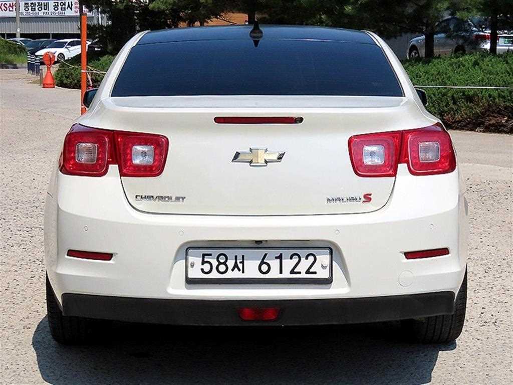Chevrolet Malibu - Vista 4