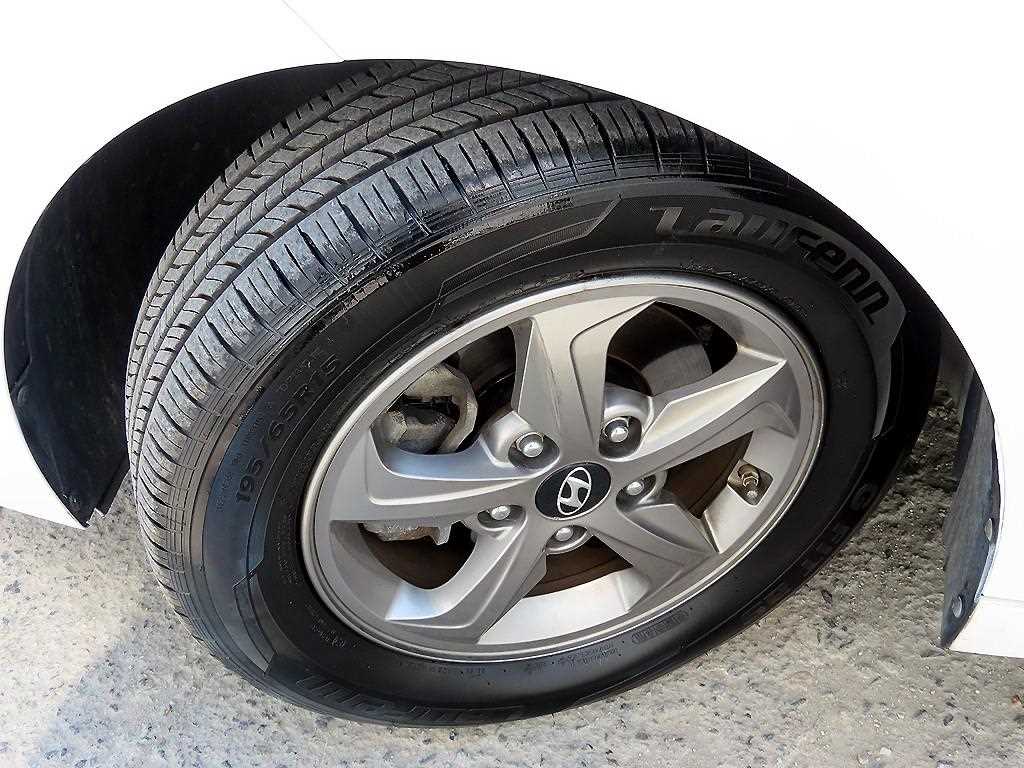 HYUNDAI Avante 2016 Blanco - Importación desde Corea - HF Imports Iquique - Foto 19