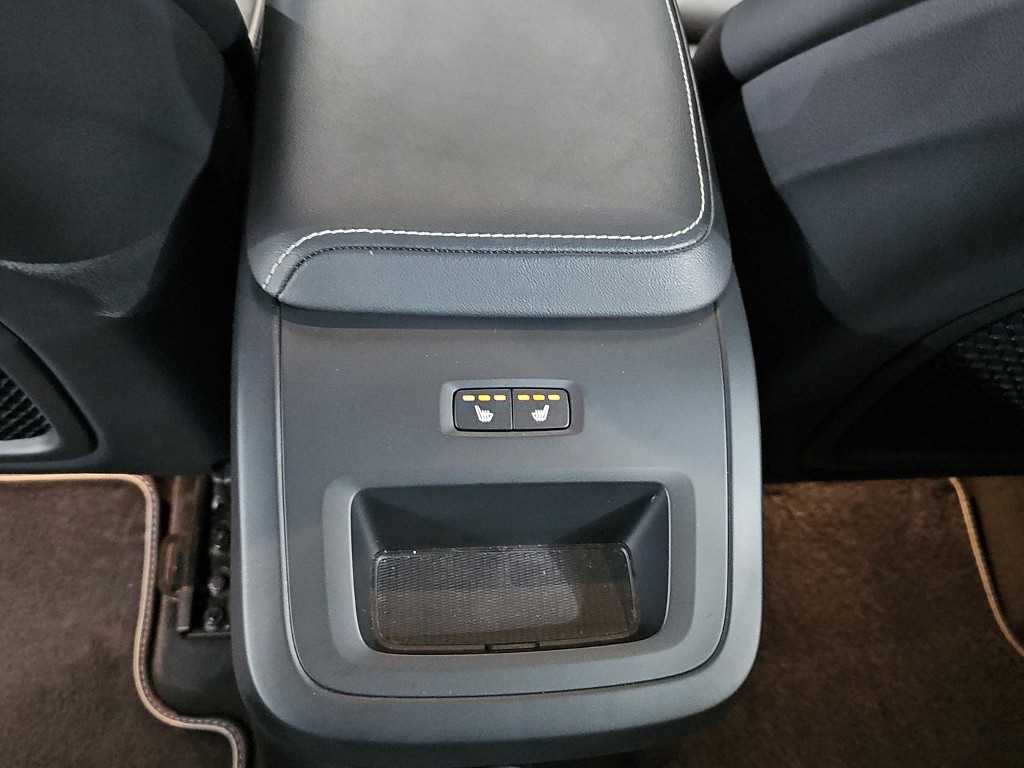 Volvo XC60 2021 - Importación desde Corea - HF Imports Iquique - Foto 13