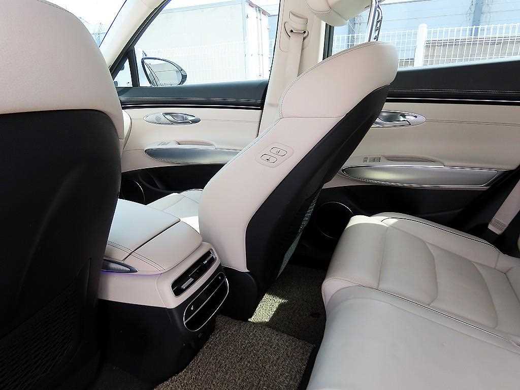 Genesis GV70 2022 Blanco - Importación desde Corea - HF Imports Iquique - Foto 15