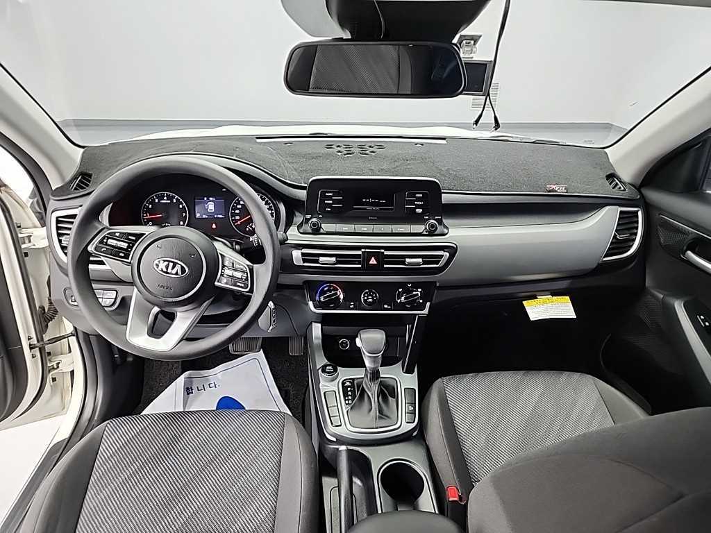 KIA Seltos - Vista 7