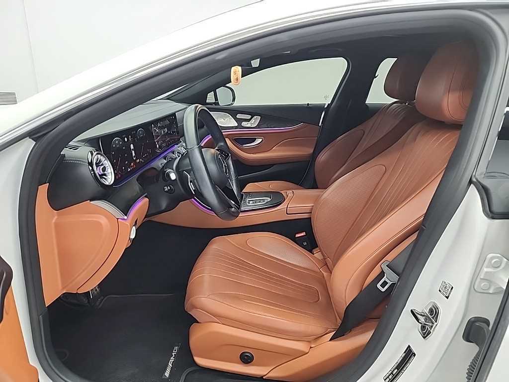 Mercedes Benz CLS Class - Vista 11