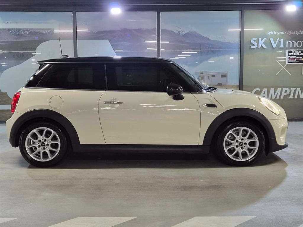 Mini Cooper - Vista 3
