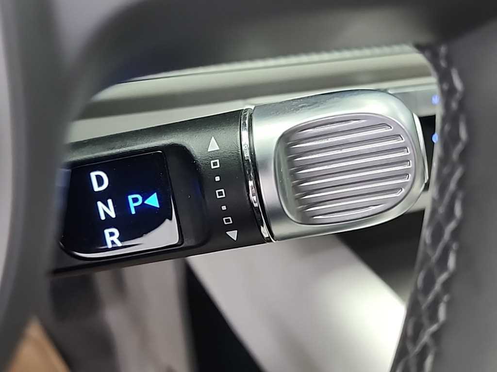 HYUNDAI Ioniq 6 - Vista 8
