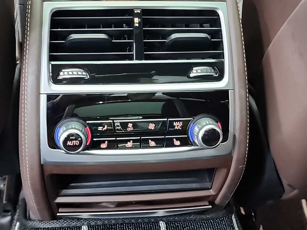 BMW 7 Series 2022 Negro - Importación desde Corea - HF Imports Iquique - Foto 13