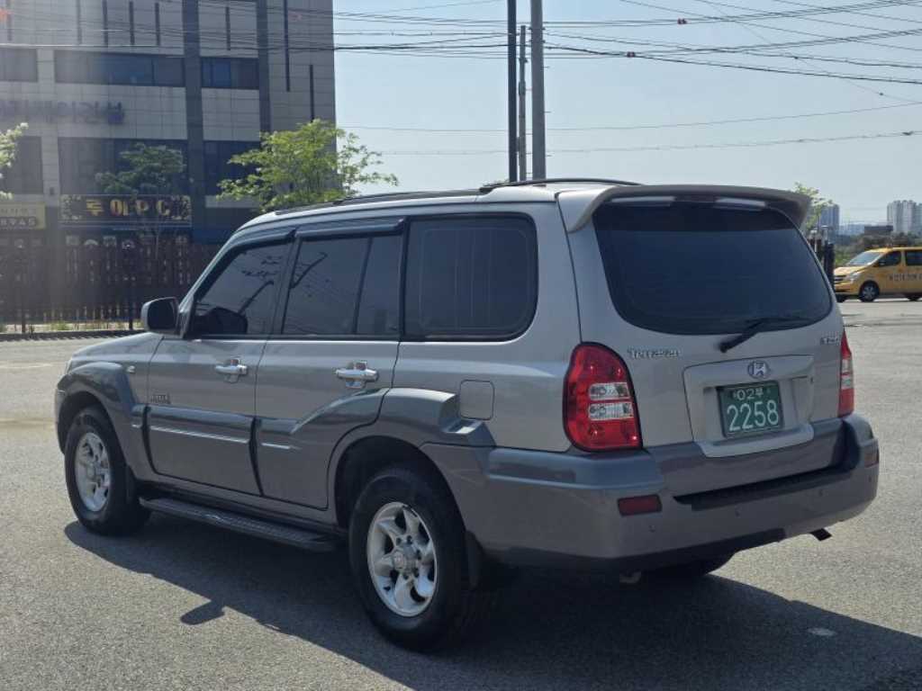 HYUNDAI Terracan - Vista 6