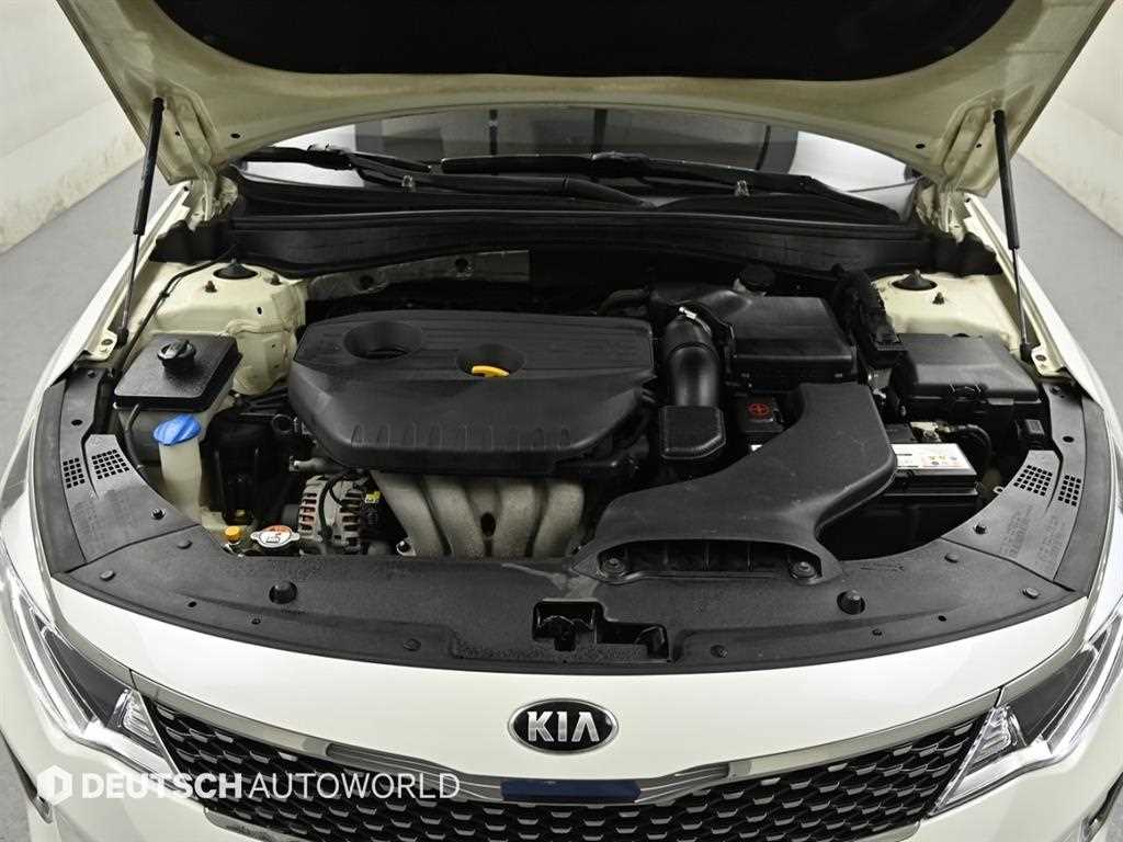 KIA K5 - Vista 6