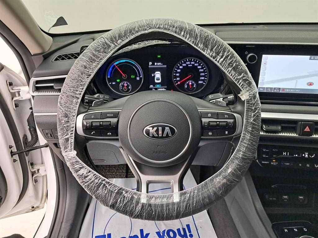 KIA K5 - Vista 8
