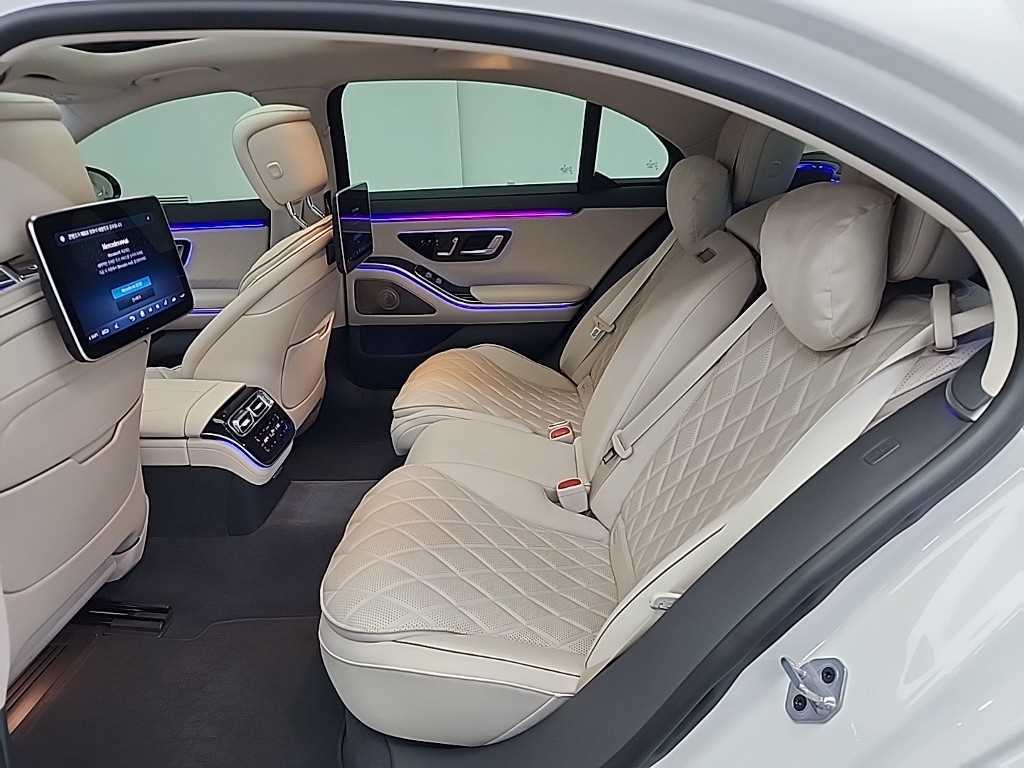 Mercedes Benz S Class - Vista 12