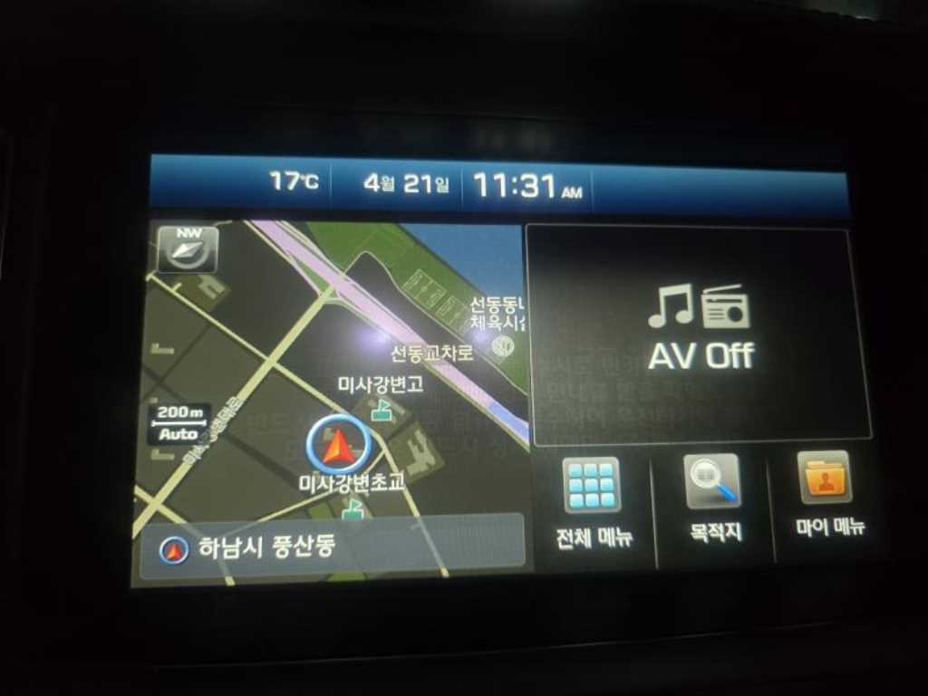 HYUNDAI Aslan - Vista 4