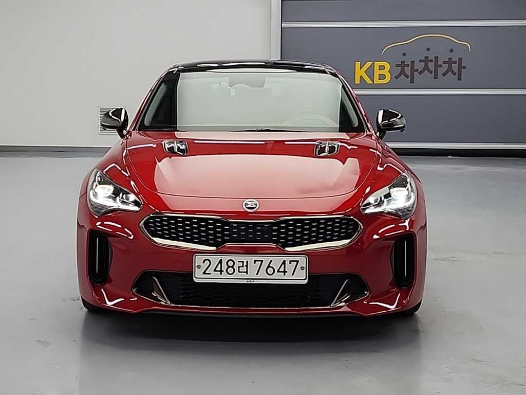 KIA Stinger - Vista 2