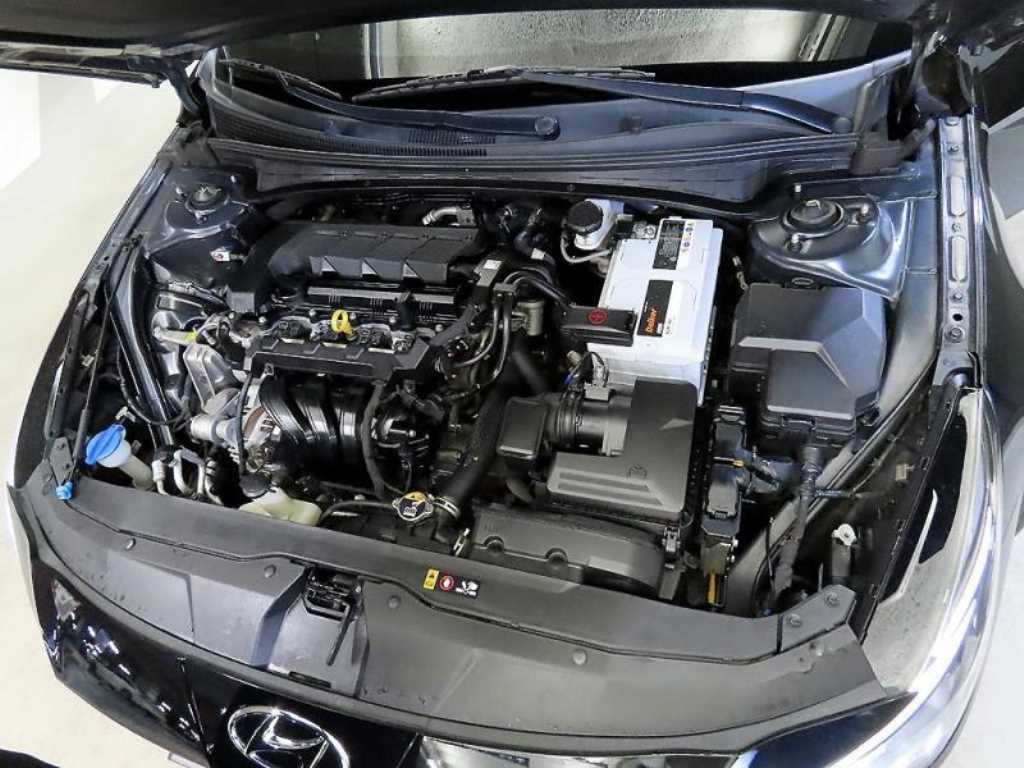 HYUNDAI Avante 2021 Negro - Importación desde Corea - HF Imports Iquique - Foto 18