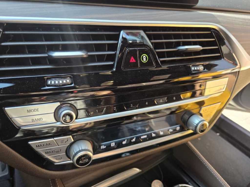 BMW 5 Series - Vista 11