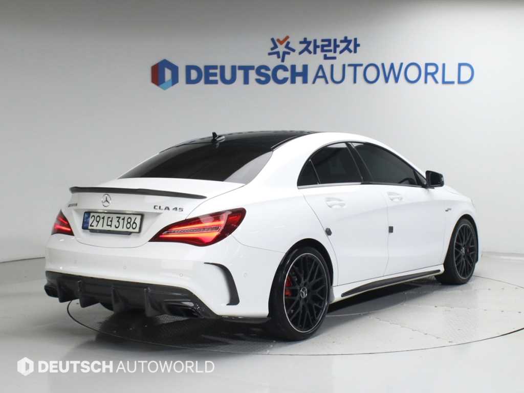 Mercedes Benz CLA Class - Vista 2