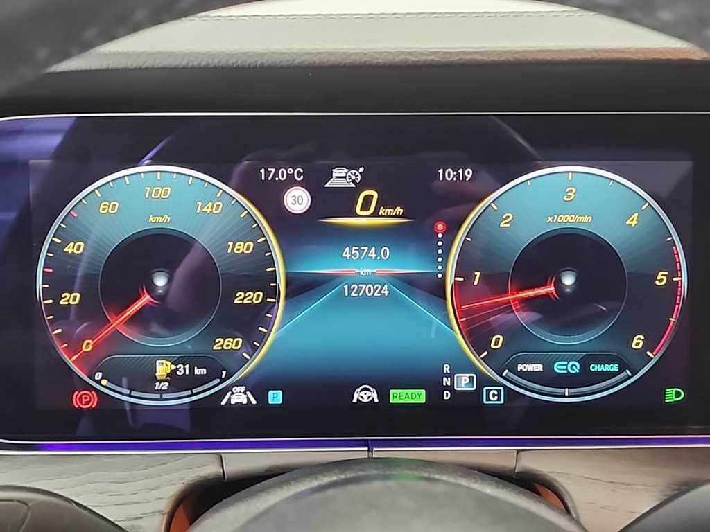 Mercedes Benz CLS Class - Vista 6
