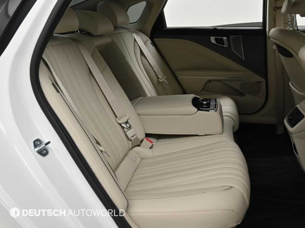 KIA K8 - Vista 12
