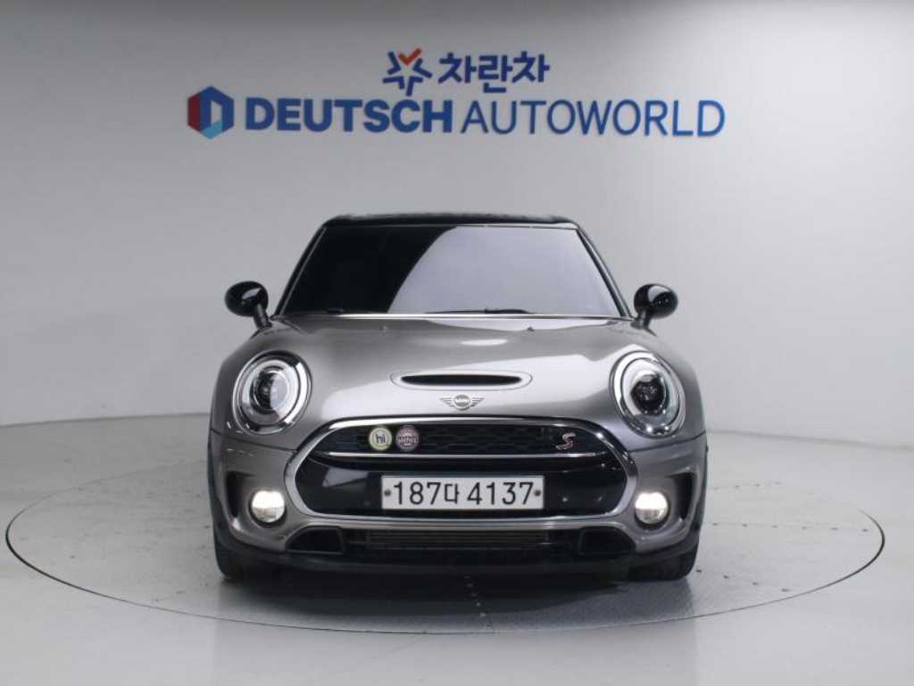 Mini Clubman - Vista 3
