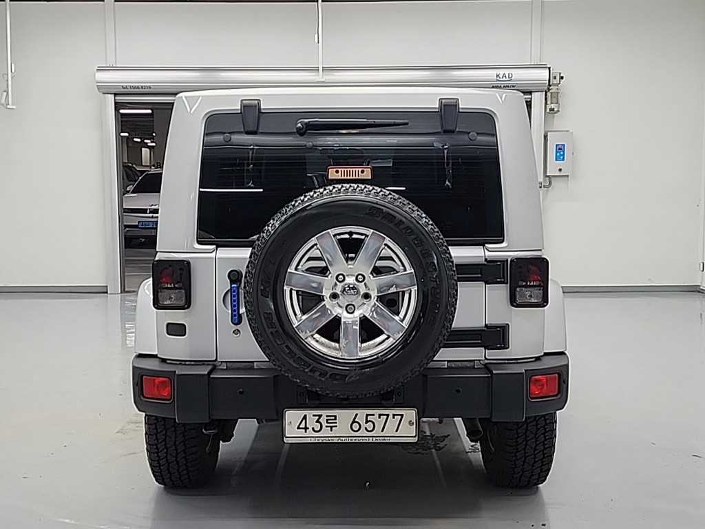 Jeep Wrangler - Vista 3