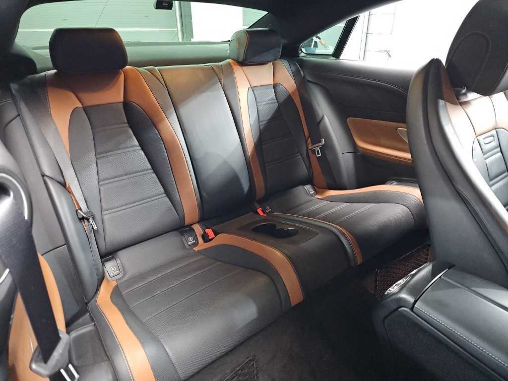Mercedes Benz E class - Vista 11