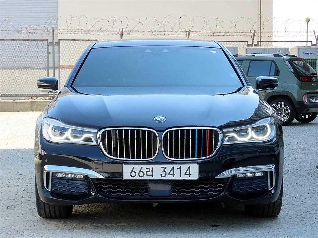 BMW 7 Series 2017 Azul - Importación desde Corea - HF Imports Iquique - Foto 1