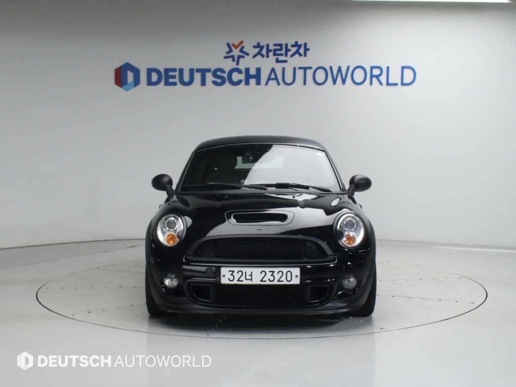 Mini Coupe - Vista 3
