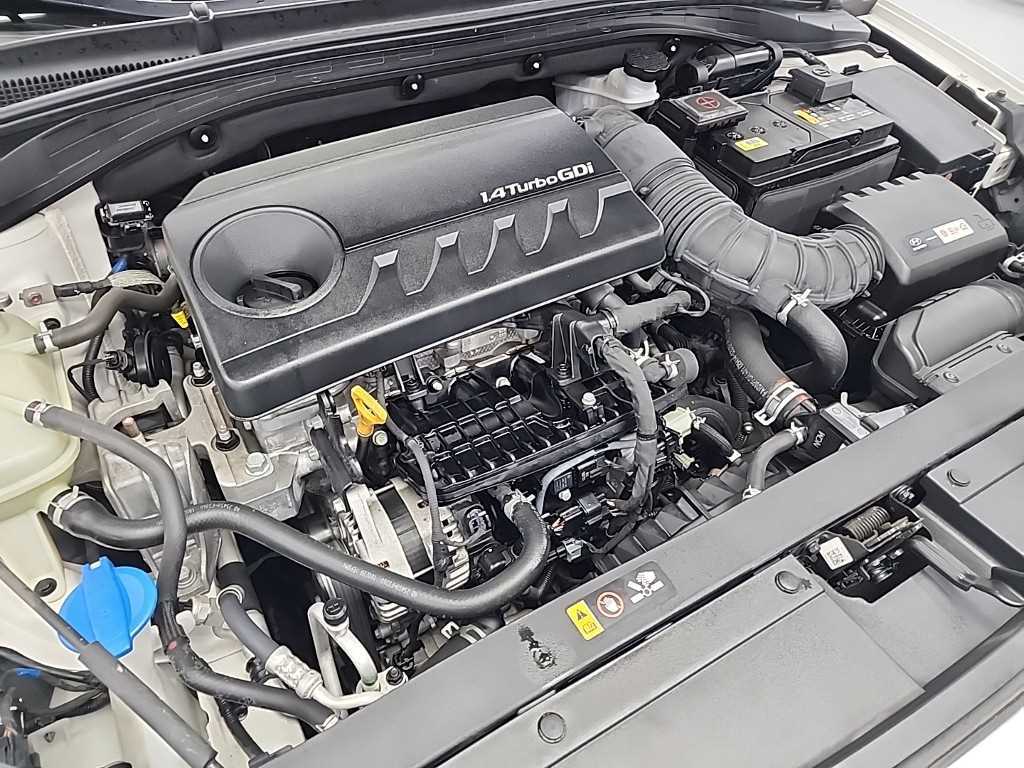 HYUNDAI i30 - Vista 5