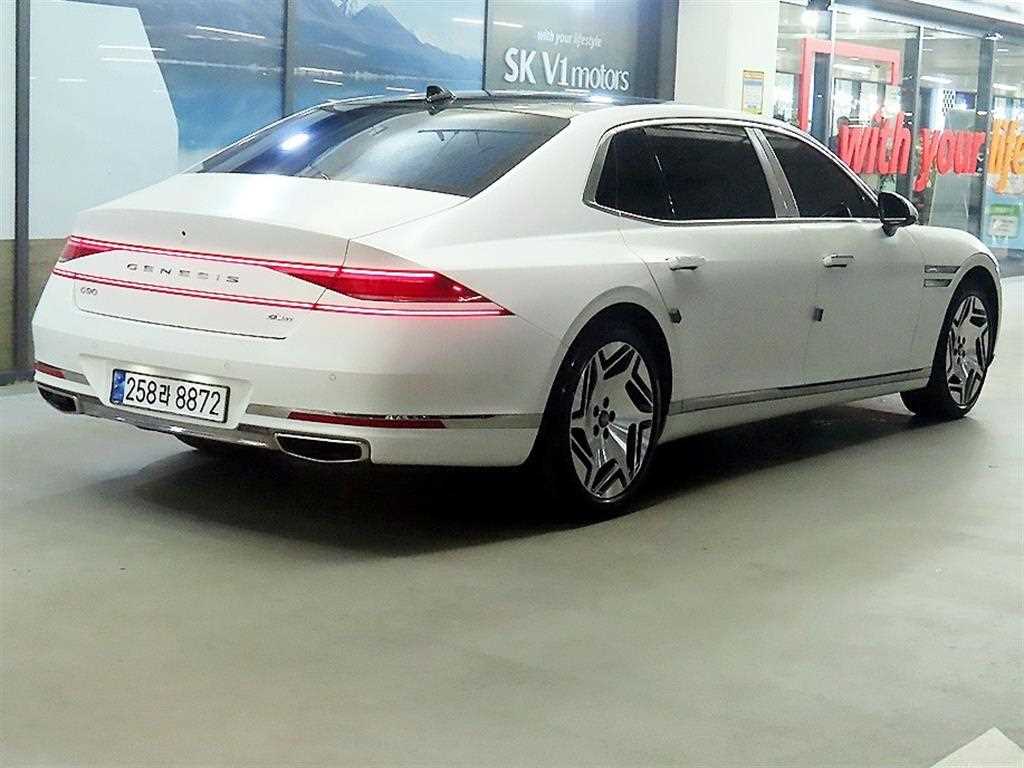 Genesis G90 - Vista 4